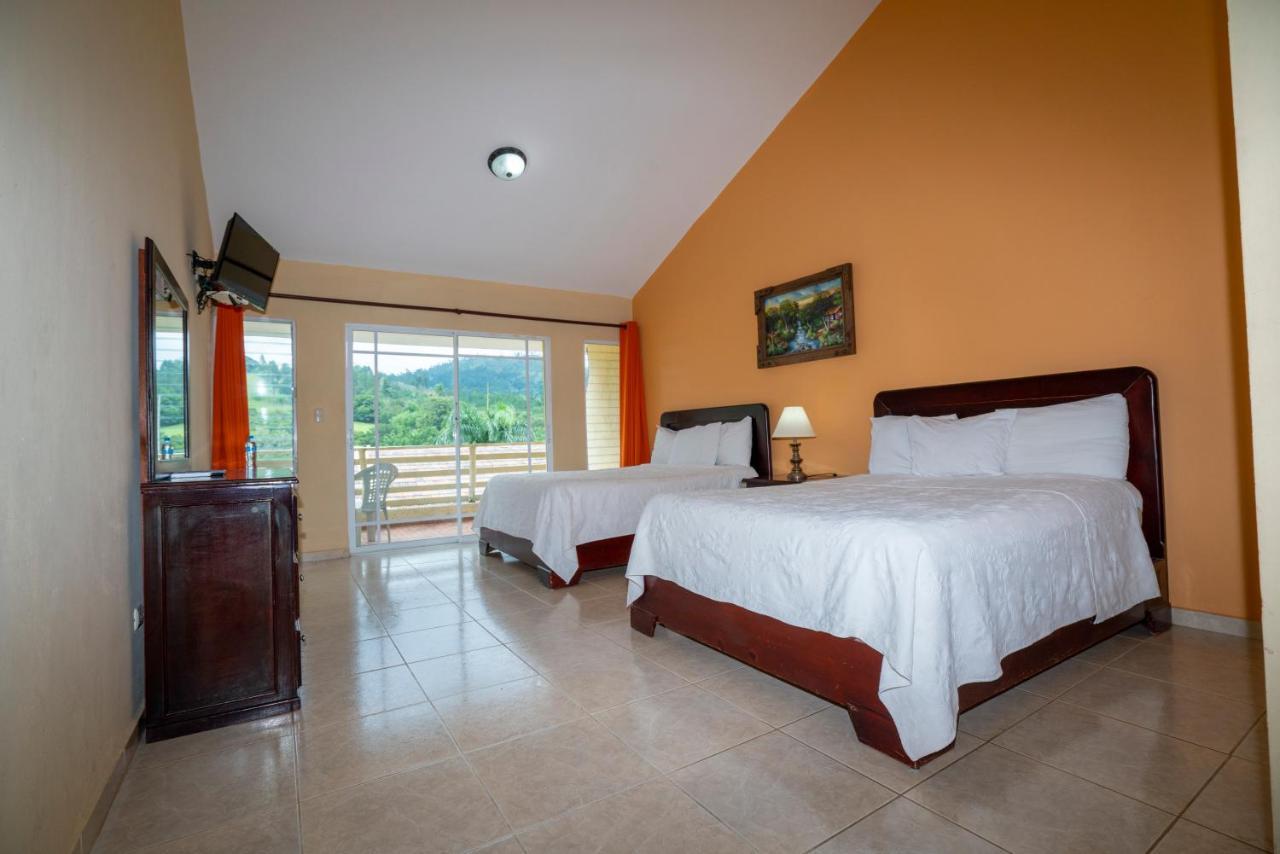 Jarabacoa River Club & Resort Buitenkant foto